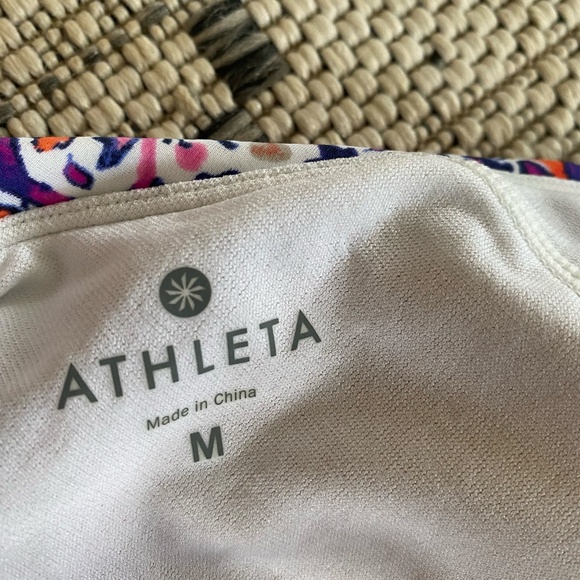 Athleta Women's Keyhole High Neck Halter Swimsuit Bikini Top Medium - Picture 5 of 7